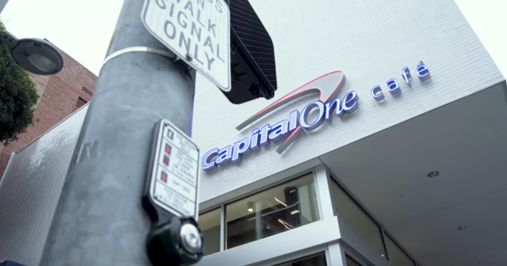 Capital One continues to grow card business, auto book