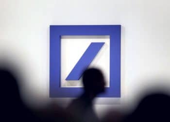 The logo of Deutsche Bank  Photographer: Daniel Roland/AFP/Getty Images