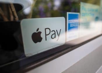 Apple Pay sign